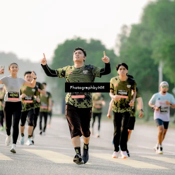 Runner Photo 6684879