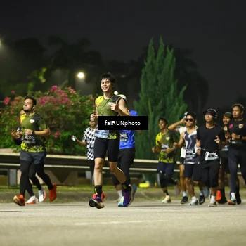 Runner Photo 6684891