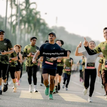 Runner Photo 6684901