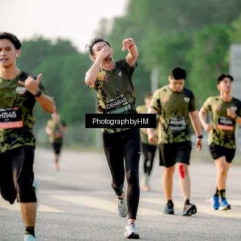 Runner Photo 6684918