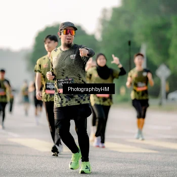 Runner Photo 6685003