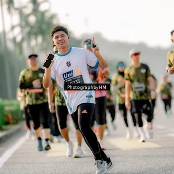 Runner Photo 6685423