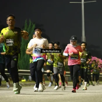 Runner Photo 6685428