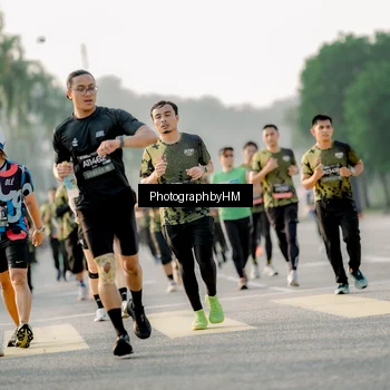 Runner Photo 6685504