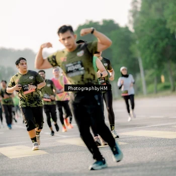 Runner Photo 6685547