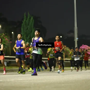 Runner Photo 6685929