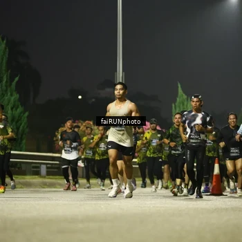 Runner Photo 6686023