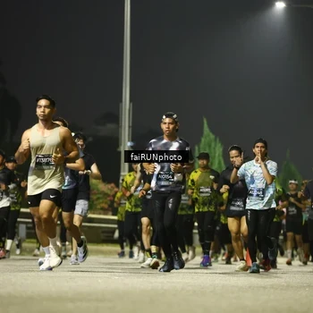 Runner Photo 6686160