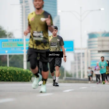 Runner Photo 6686349