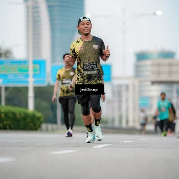 Runner Photo 6686369