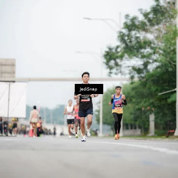 Runner Photo 6686477