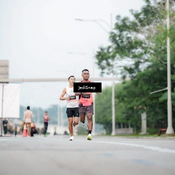 Runner Photo 6686574