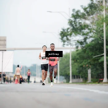 Runner Photo 6686577