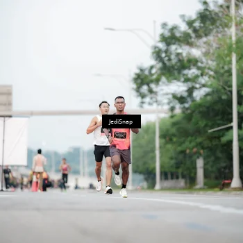 Runner Photo 6686619