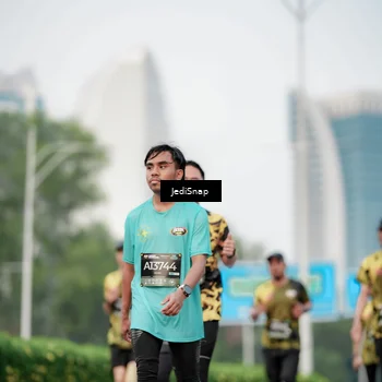 Runner Photo 6686697