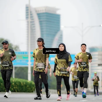 Runner Photo 6686706