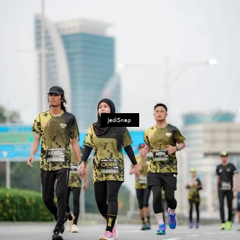 Runner Photo 6686750