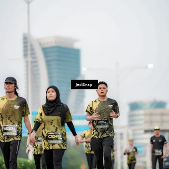 Runner Photo 6686759