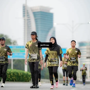 Runner Photo 6686764