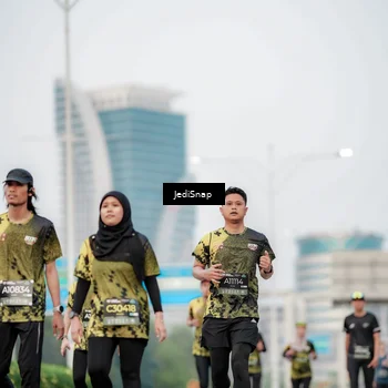 Runner Photo 6686765
