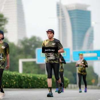 Runner Photo 6686787