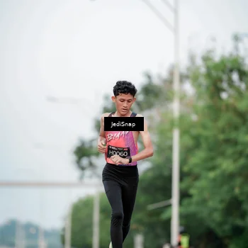 Runner Photo 6686793