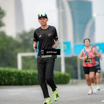 Runner Photo 6686841