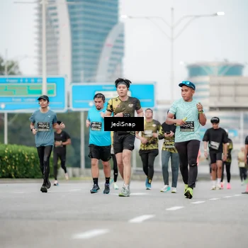 Runner Photo 6686883