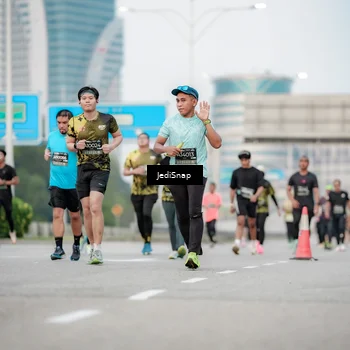 Runner Photo 6686884