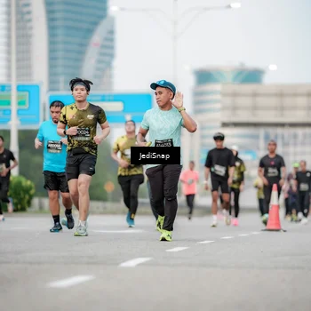 Runner Photo 6686908