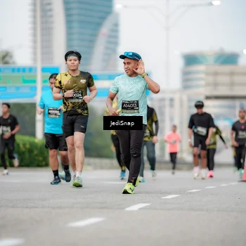 Runner Photo 6686911