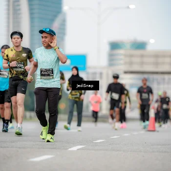 Runner Photo 6686918