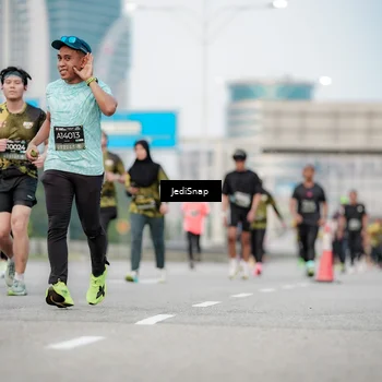 Runner Photo 6686926