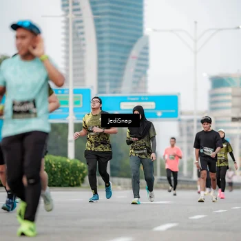 Runner Photo 6686936