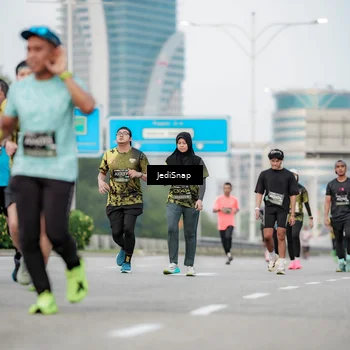 Runner Photo 6686975