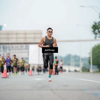 Runner Photo 6687053