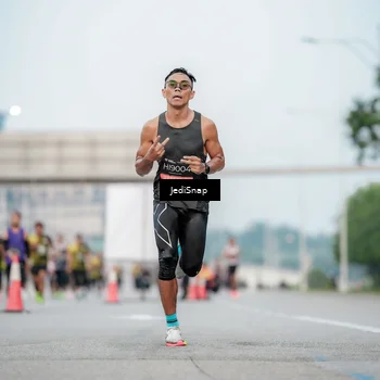 Runner Photo 6687123