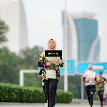 Runner Photo 6687181