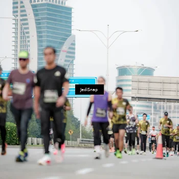 Runner Photo 6687207