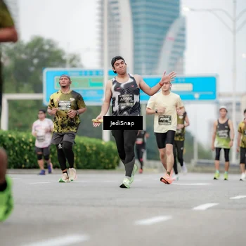 Runner Photo 6687279