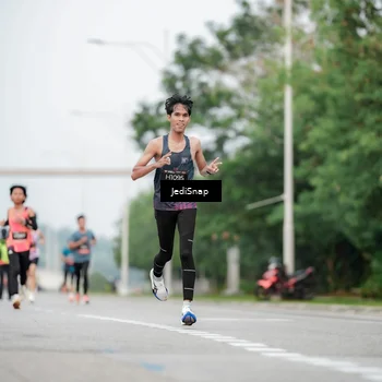 Runner Photo 6687302