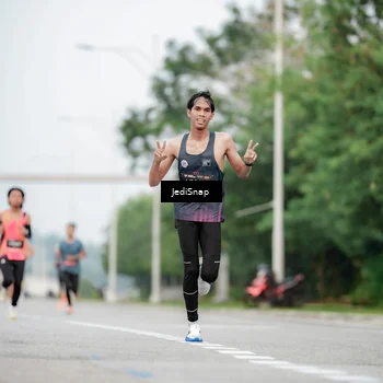 Runner Photo 6687316