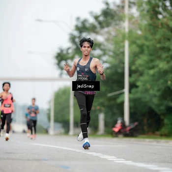 Runner Photo 6687321