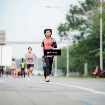 Runner Photo 6687329