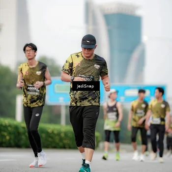 Runner Photo 6687355