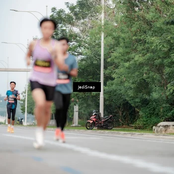 Runner Photo 6687381
