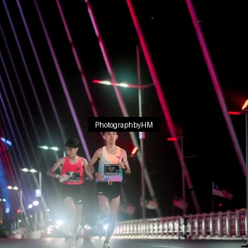 Runner Photo 6687385
