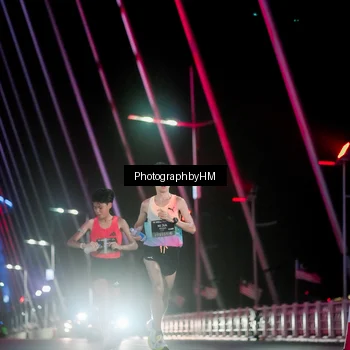 Runner Photo 6687392