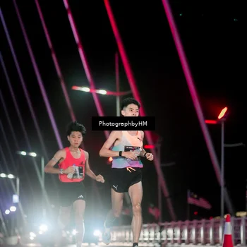 Runner Photo 6687408