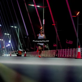Runner Photo 6687421